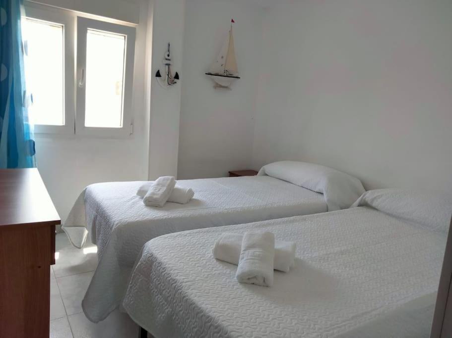 Apartamento Concepcion - Playa De La Cachucha Puerto Real Luaran gambar